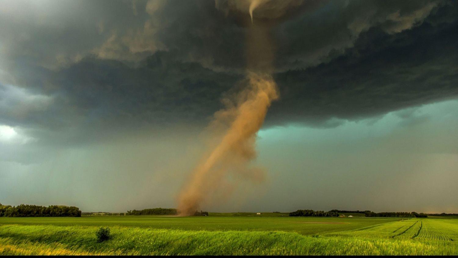 A tornado outbreak struck eastern North Dakota on June 27, 2015. (NOAA NWS, Amanda L. Hill)