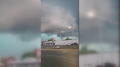 Rapid Rotation Bears Down on Missouri City