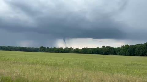 Tornado touches down in Arkansas