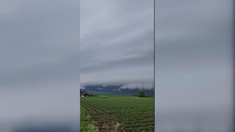 Shelf Cloud Spotted in NorthCentral Illinois
