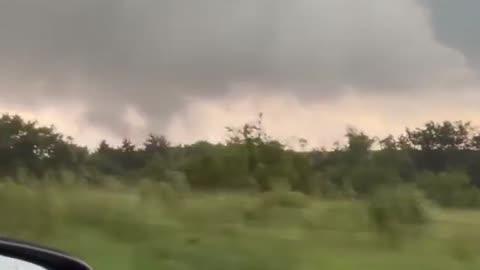 MultiVortex Tornado in Missouri