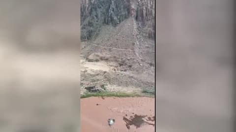 Hikers Evacuated as Flash Floods Pour Down Grand Canyon